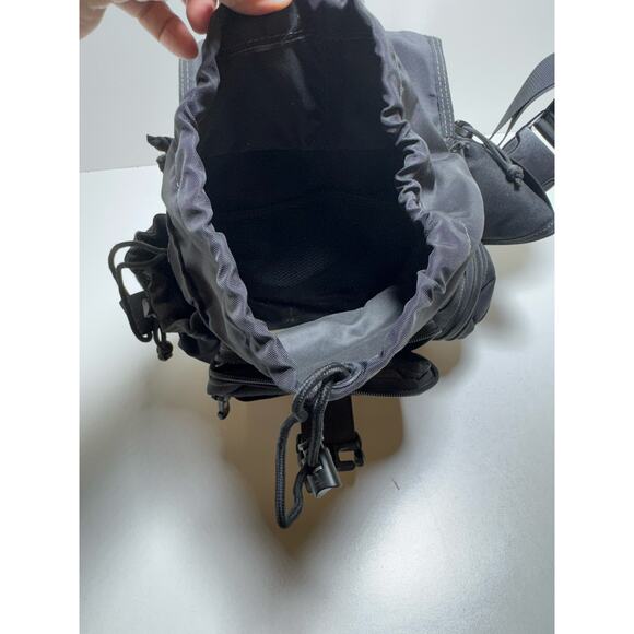 Expedition Hard Use Gear Tactical Black Jumbo Sling Bag Multi Pocket Utility - Picture 5 of 9